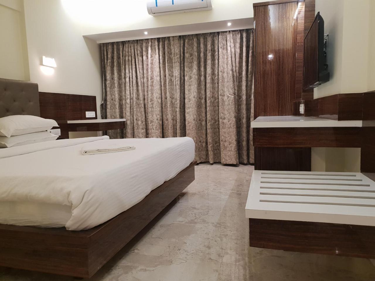 米兰国际大酒店 孟买 外观 照片